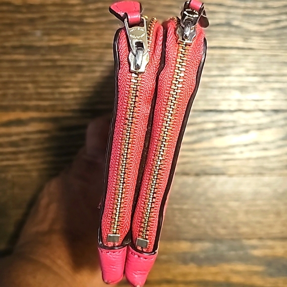 Coach Pink Leather Wallet/Wristlet, 2 Zip Separate Attached Compartments, Zip Cl - Picture 4 of 9